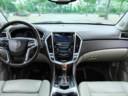Used 2014 Cadillac SRX Premium w/ Driver Assist Package FWD image 41
