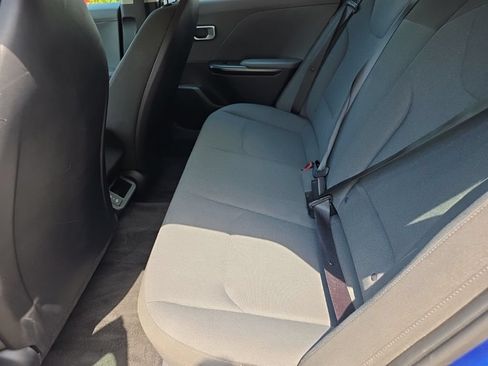 Used 2025 Kia K4 FWD image 33