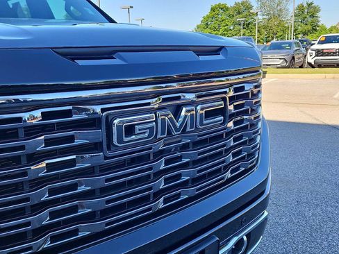 Certified 2025 GMC Sierra 1500 Denali Ultimate AWD/4WD image 21