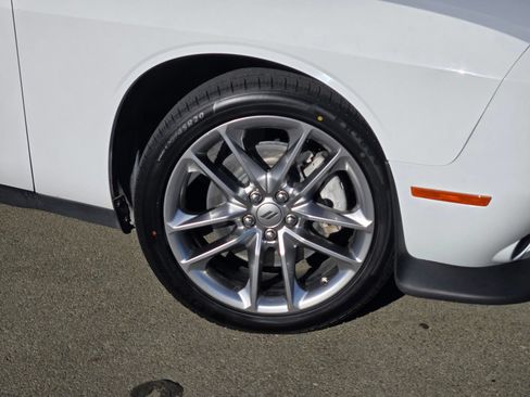 Used 2022 Dodge Challenger GT AWD/4WD image 9