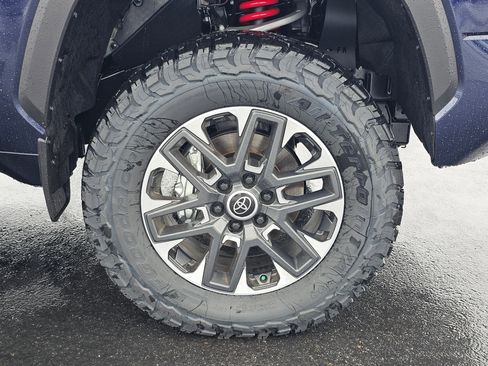 New 2026 Toyota Tundra SR5 AWD/4WD image 9