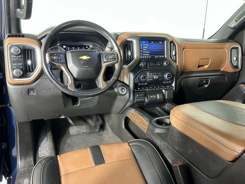 Used 2023 Chevrolet Silverado 3500 High Country image 19