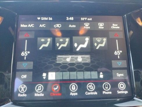 Used 2022 Dodge Durango GT image 34