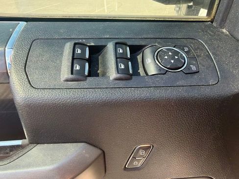 Used 2018 Ford F150 XLT w/ Equipment Group 302A Luxury AWD/4WD image 19