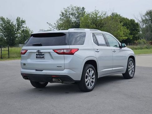 Used 2018 Chevrolet Traverse Premier w/ Driver Confidence II Package FWD image 7