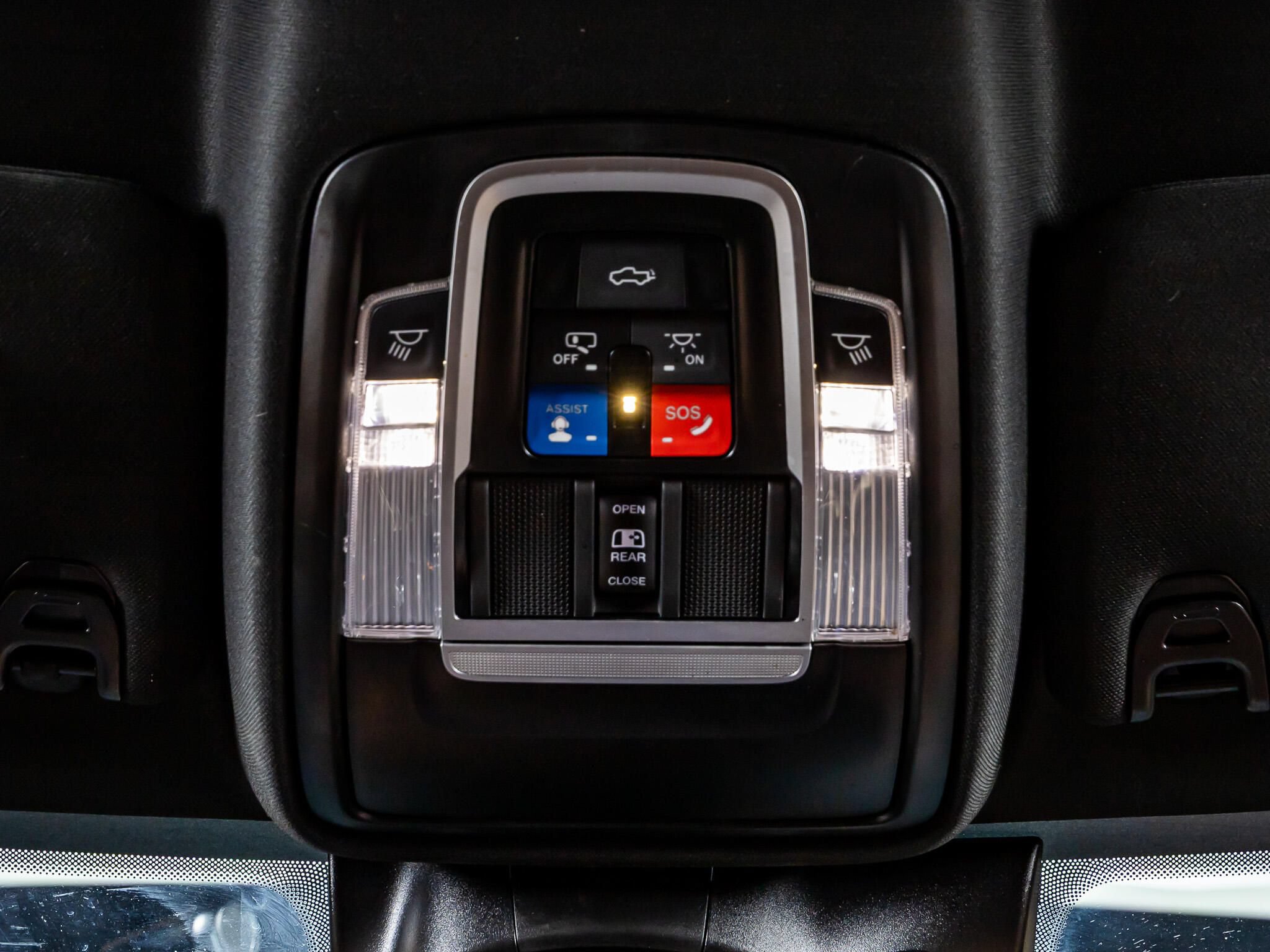 Used 2023 RAM 3500 Limited AWD/4WD image 30