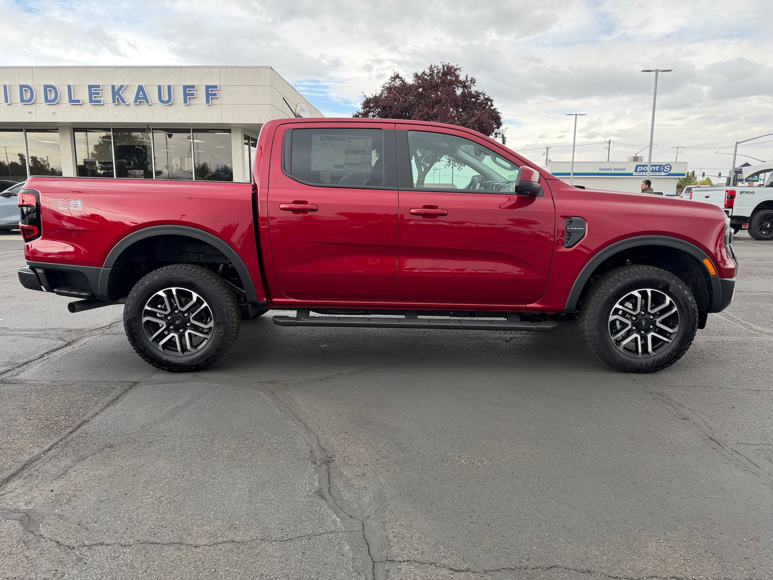 New 2026 Ford Ranger Lariat w/ FX4 Off-Road Package AWD/4WD image 2