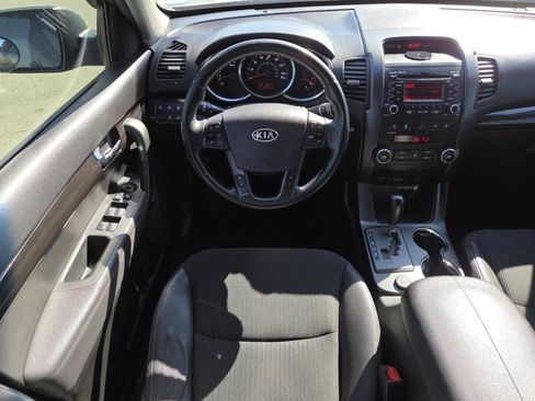 Used 2011 Kia Sorento EX image 21