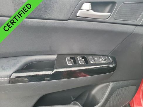 Used 2018 Kia Sportage EX w/ EX Premium Package image 23