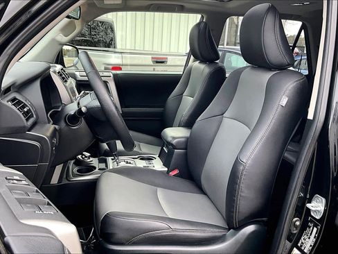 Used 2023 Toyota 4Runner SR5 Premium image 13