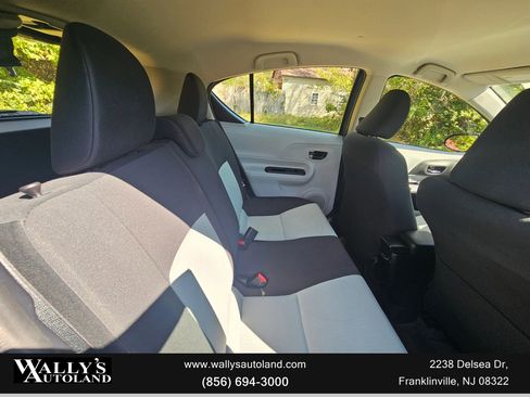 Used 2012 Toyota Prius C One image 13