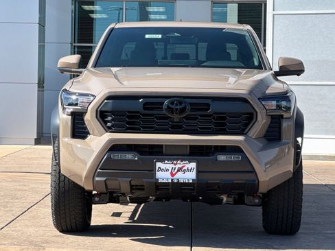New 2026 Toyota Tacoma TRD Off-Road AWD/4WD image 10