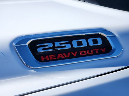 New 2026 RAM 2500 Limited AWD/4WD image 12