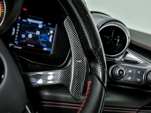 Used 2022 Ferrari F8 Tributo RWD image 34