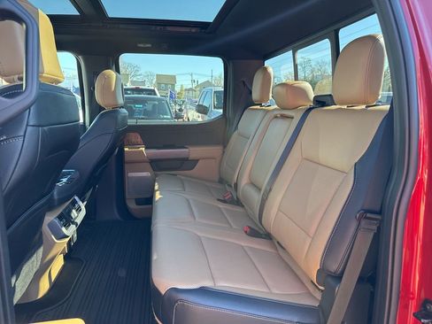 Used 2023 Ford F150 Lariat w/ Equipment Group 502A High image 9