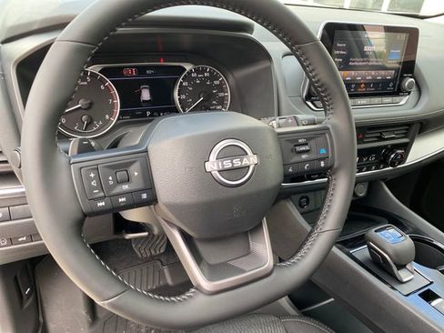 New 2026 Nissan Rogue SV image 12