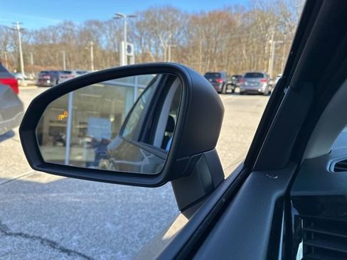 New 2026 Volkswagen Taos S image 12