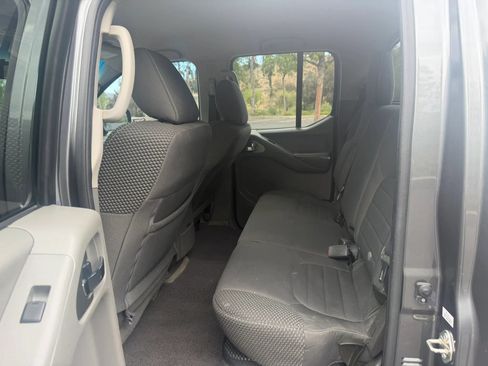 Used 2017 Nissan Frontier Desert Runner RWD image 13