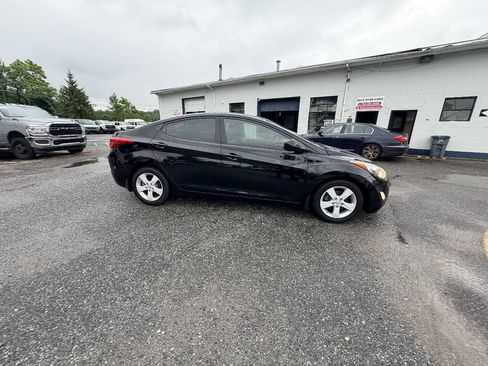 Used 2012 Hyundai Elantra GLS w/ Preferred Pkg 3 FWD image 18