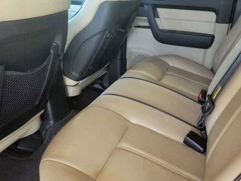 Used 2009 HUMMER H3T Luxury AWD/4WD image 6