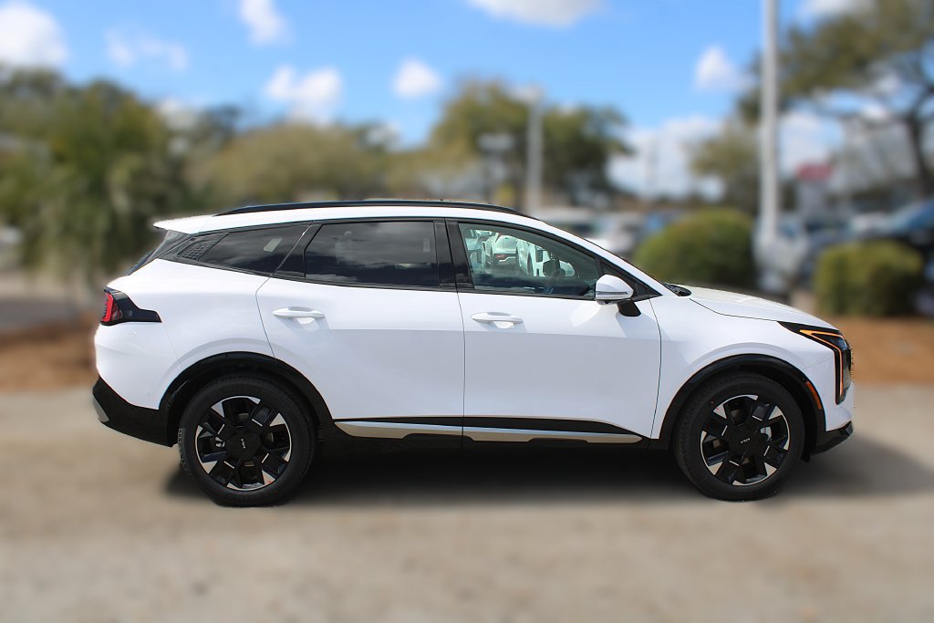 New 2026 Kia Sportage SX FWD image 5