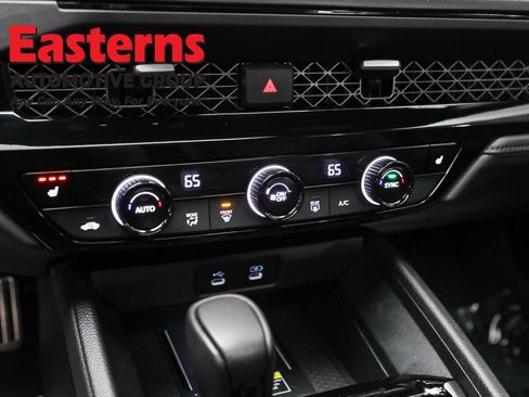 Used 2025 Honda Accord Sport image 19