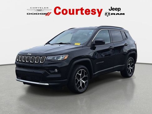 Certified 2024 Jeep Compass Limited AWD/4WD image 8