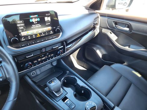 Certified 2023 Nissan Rogue SL w/ SL Premium Package AWD/4WD image 16