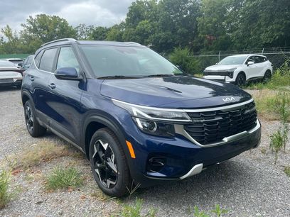 New 2025 Kia Seltos EX w/ EX Sunroof Package