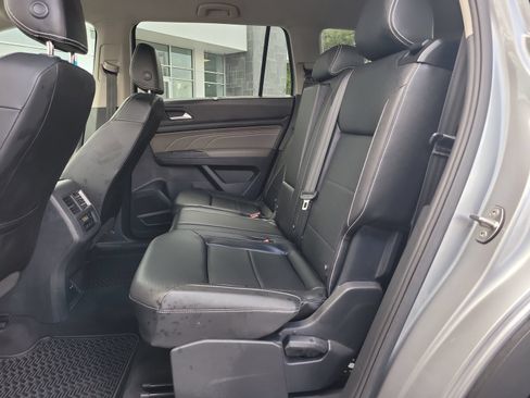 Used 2023 Volkswagen Atlas SE FWD image 9