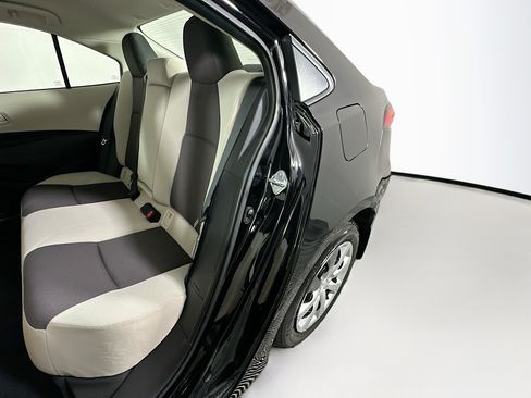 Used 2025 Toyota Corolla LE FWD image 25