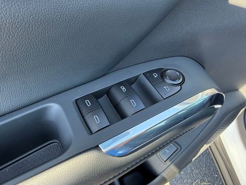 New 2026 Chevrolet Traverse LT image 24