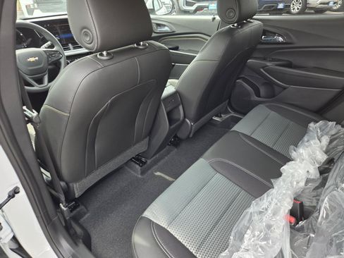 New 2026 Chevrolet Trax LT FWD image 13