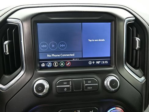 Used 2021 GMC Sierra 1500 AT4 w/ AT4 Value Package AWD/4WD image 13