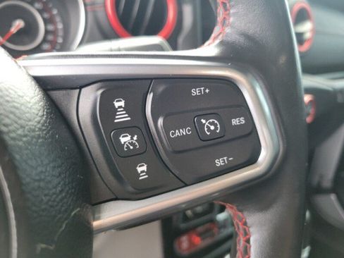 Used 2020 Jeep Gladiator Rubicon AWD/4WD image 16
