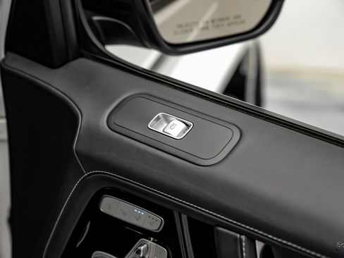 Used 2024 Mercedes-Benz G 63 AMG 4MATIC image 91