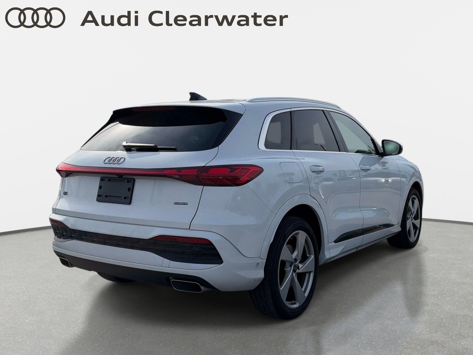 Used 2025 Audi Q5 Prestige AWD/4WD image 3