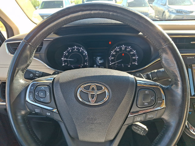Used 2018 Toyota Avalon Limited w/ All Weather Liner Package FWD image 4