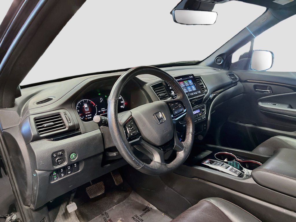 Used 2024 Honda Ridgeline Black Edition image 9