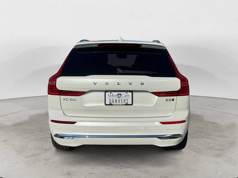 Certified 2023 Volvo XC60 B5 Ultimate AWD/4WD image 4
