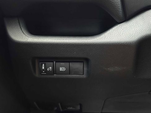 Certified 2025 Toyota RAV4 LE image 29