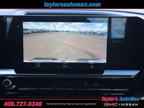 Used 2025 GMC Sierra 2500 SLE w/ SLE Value Package; AWD/4WD image 17