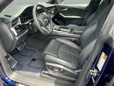 Used 2021 Audi SQ8 Prestige w/ Prestige Package AWD/4WD image 9