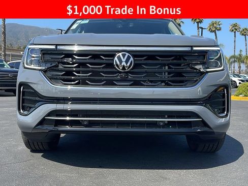 New 2025 Volkswagen Atlas SEL Premium R-Line AWD/4WD image 4