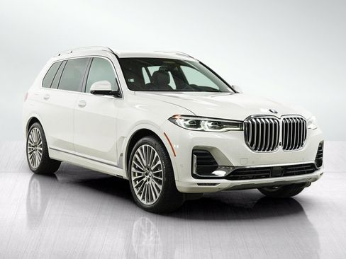 Used 2022 BMW X7 xDrive40i w/ Executive Package AWD/4WD image 7