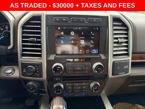 Used 2018 Ford F150 King Ranch w/ Equipment Group 601A Luxury AWD/4WD image 23