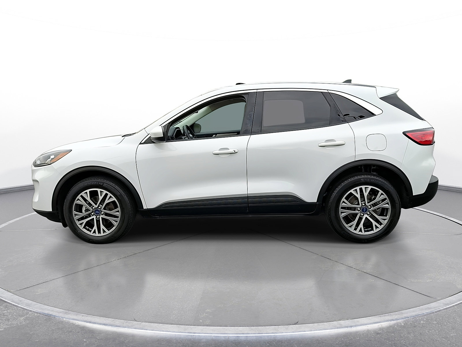 Used 2022 Ford Escape SEL AWD/4WD image 5