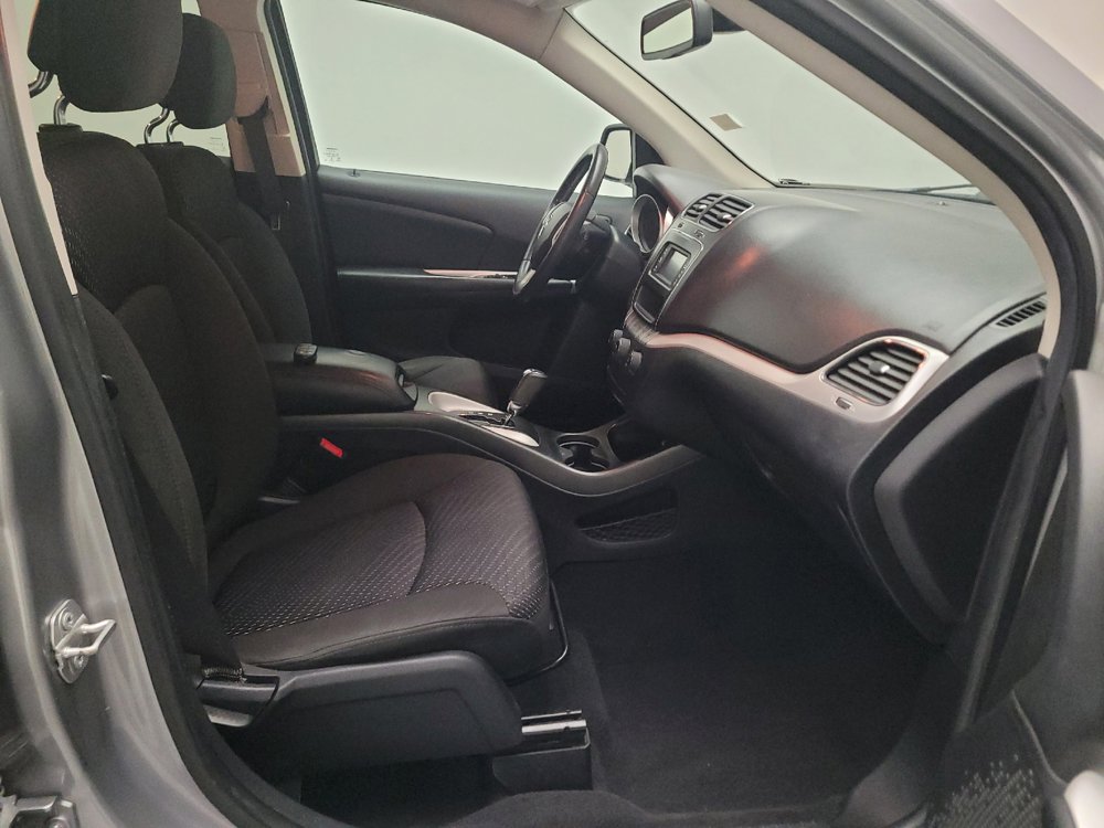 Used 2019 Dodge Journey SE w/ Connectivity Group FWD image 21