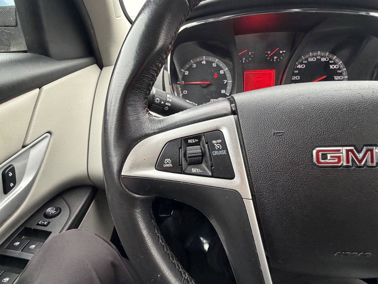Used 2017 GMC Terrain SLE AWD/4WD image 14