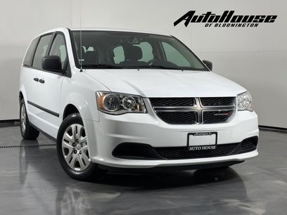 Used 2016 Dodge Grand Caravan American Value Package w/ UConnect Hands-Free Group
